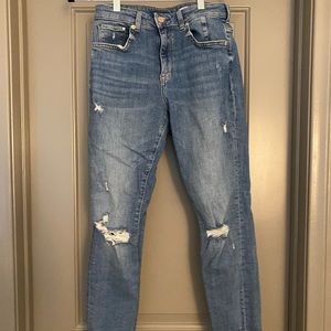 H&M destroyed skinnies